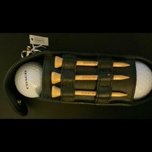 NWT COACH 3 GOLF BALLS & METAL KEY CHAIN CLAMP